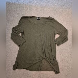 H By Bordeaux Olive Green 3/4 Sleeve Tie Front Thin Sweater